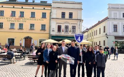Delegacja Szkoły na uroczystościach miejskich z okazji Narodowego Święta 3 Maja