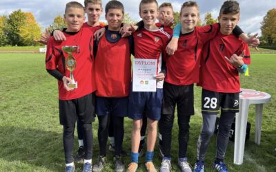 II miejsce w sztafetowych biegach przełajowych.