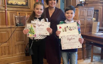 I miejsce oraz wyróżnienie w miejskim konkursie na „Kartkę bożonarodzeniową Cieszyna”.