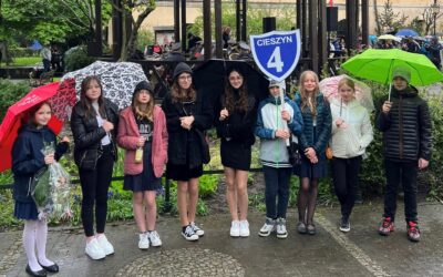 Delegacja szkoły na obchodach Święta Trzeciego Maja.