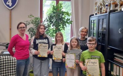 Nasi uczniowie laureatami konkursu PTTK „Poznajemy Pomniki Przyrody Miasta Cieszyna”.